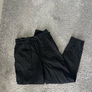 Black lululemon pants